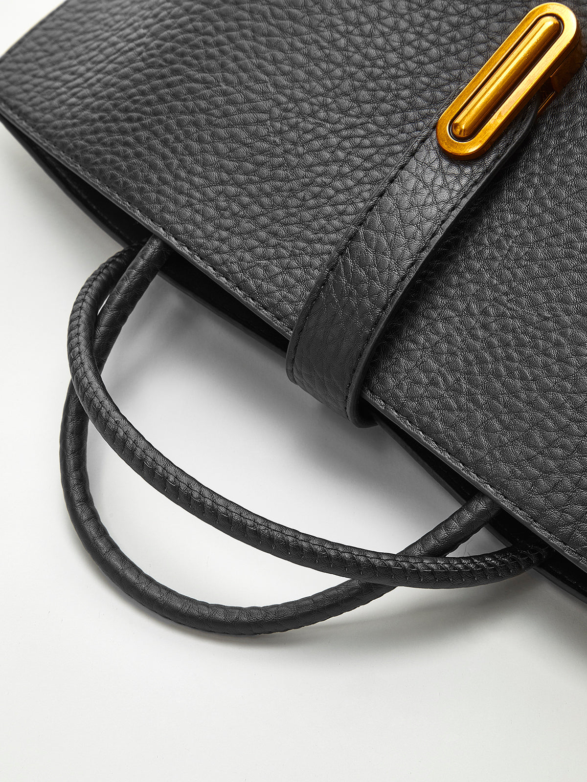 Ornella | Borsa