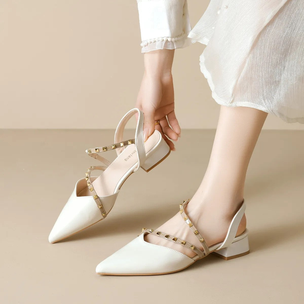 Tacones Elegantes - Sofia Bellemont