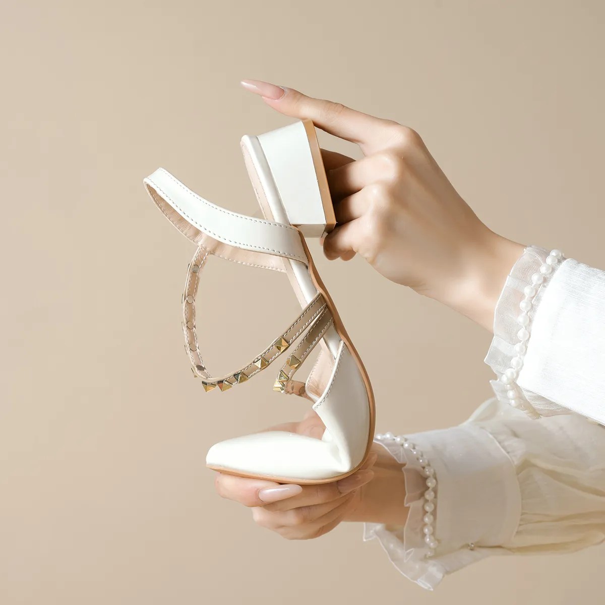 Tacones Elegantes - Sofia Bellemont